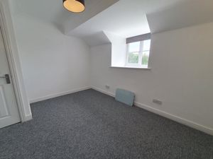 Bedroom- click for photo gallery